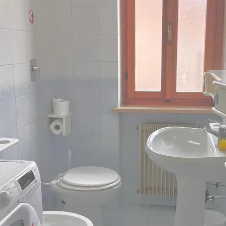 Mit Meerblick Am Costa Azzura דירה