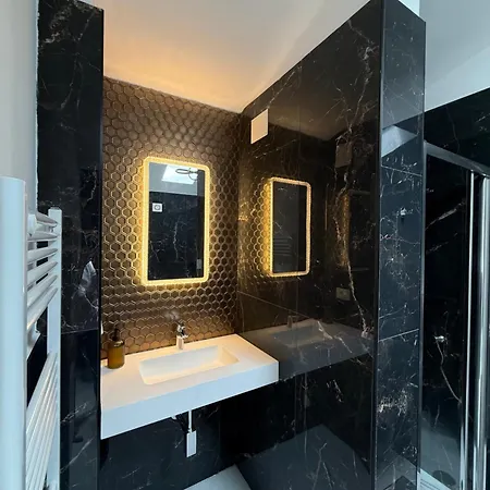 Mit Meerblick Am Costa Azzura דירה