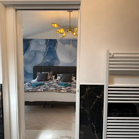 Beachfront Apartment Sea View & Terrace Costa Azzurra Grado Appartamento Grado