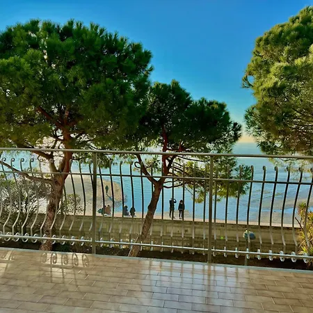 Beachfrontgrado Seaview Costa Azzurra Apartman