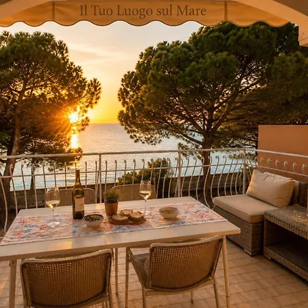 Beachfrontgrado Seaview Costa Azzurra *